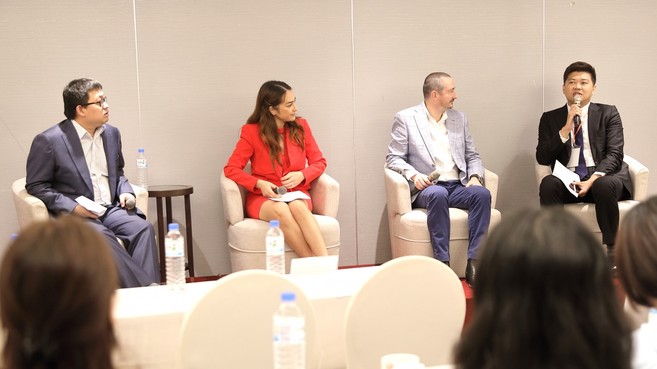 Hall Chadwick Taiwan 研討會與開幕酒會.JPG